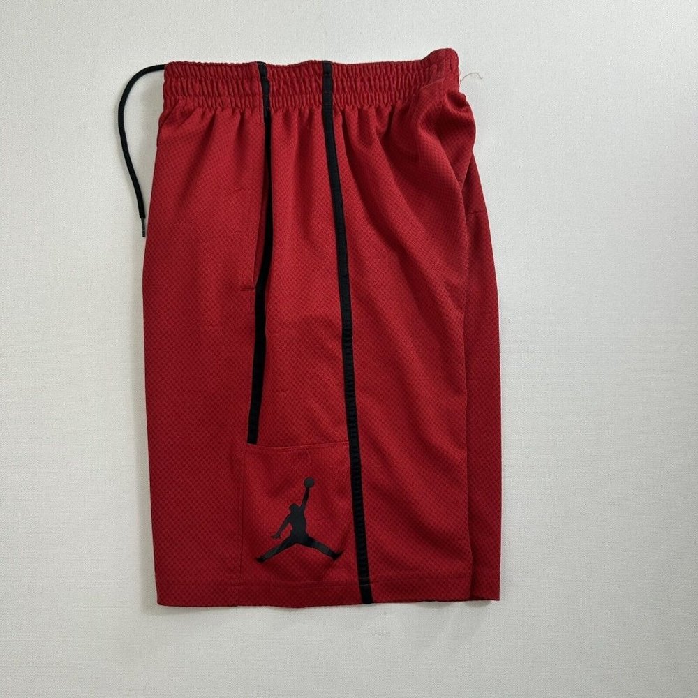 NIKE AIR‎ JORDAN BASKETBALL SHORTS Red Mens Size SMALL GYM ACTIVE TRAIN ATHLETIC - Picture 3 of 6